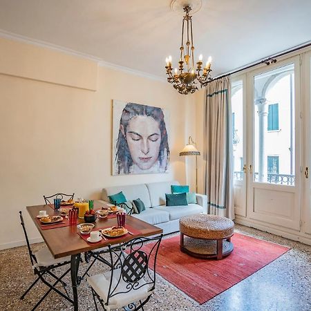 Ca' Grassi 2 Charming Balcony Apartment Veneţia Exterior foto
