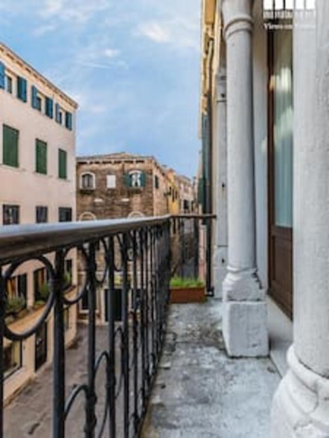 Ca' Grassi 2 Charming Balcony Apartment Veneţia Exterior foto
